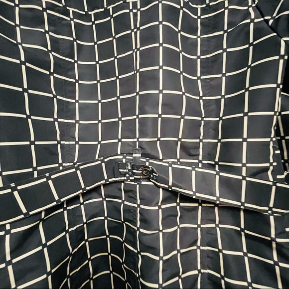 Trench rain jacket. - Picture 6 of 6